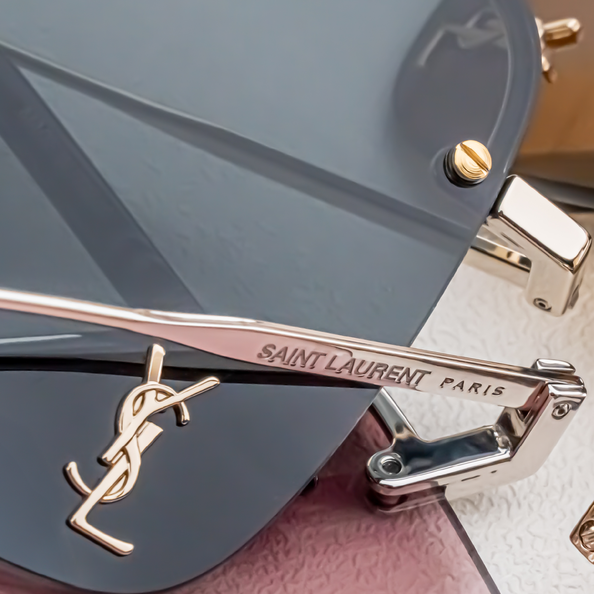 工作區域 2YSL-CUBE01